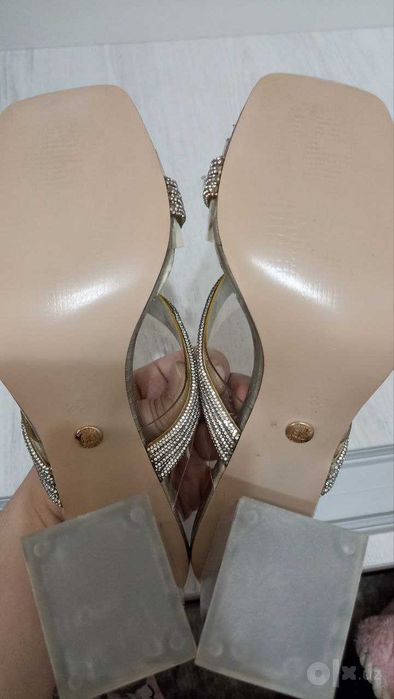 Туфли открытые красивые