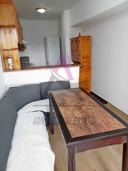 Дава се под наем Тристаен апартамент в Варна, Левски - 90 кв.м за 348.84 € - Снимка #2