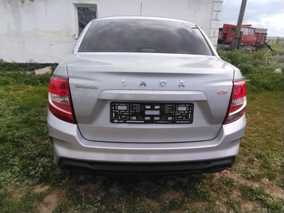 Лада Гранта 2023