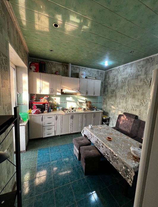 Ховли сотилади арзон нархда