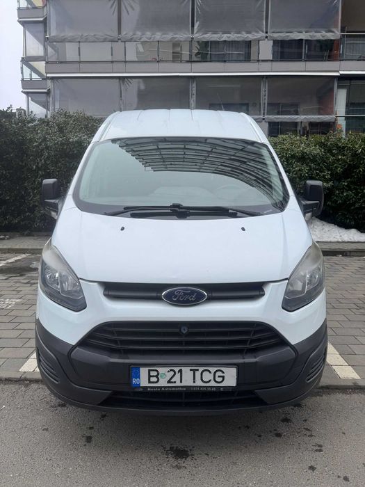 Ford Transit Custom 2.2 TDCi L2H2 • 2015 • 66.200 km • TVA deductibil
