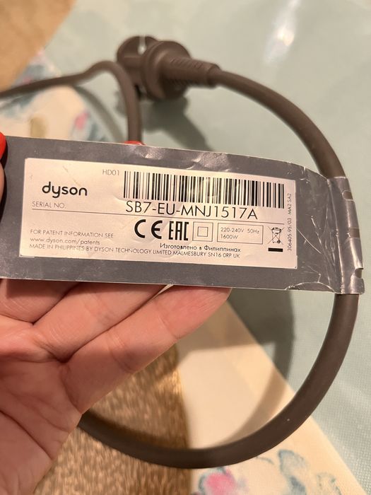 Фен Dyson оригинал б/у в отличном состоянии