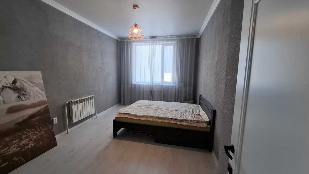 В продаже просторная 3-комнатная квартира, с шикарным видом.