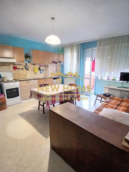 3-ен, тухлен апартамент с гараж!