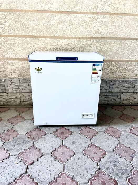 Продам морозильник почти новая рабочая