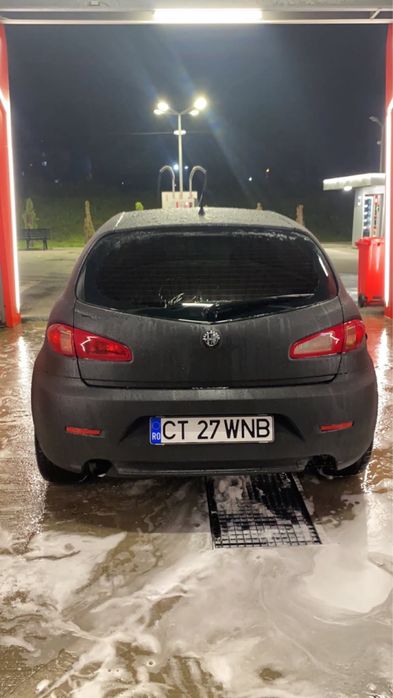 Alfa Romeo 147.