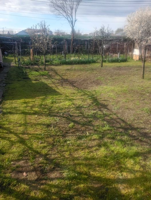 Casă+ teren intravilan, situate în str Porumbeilor Călărași.