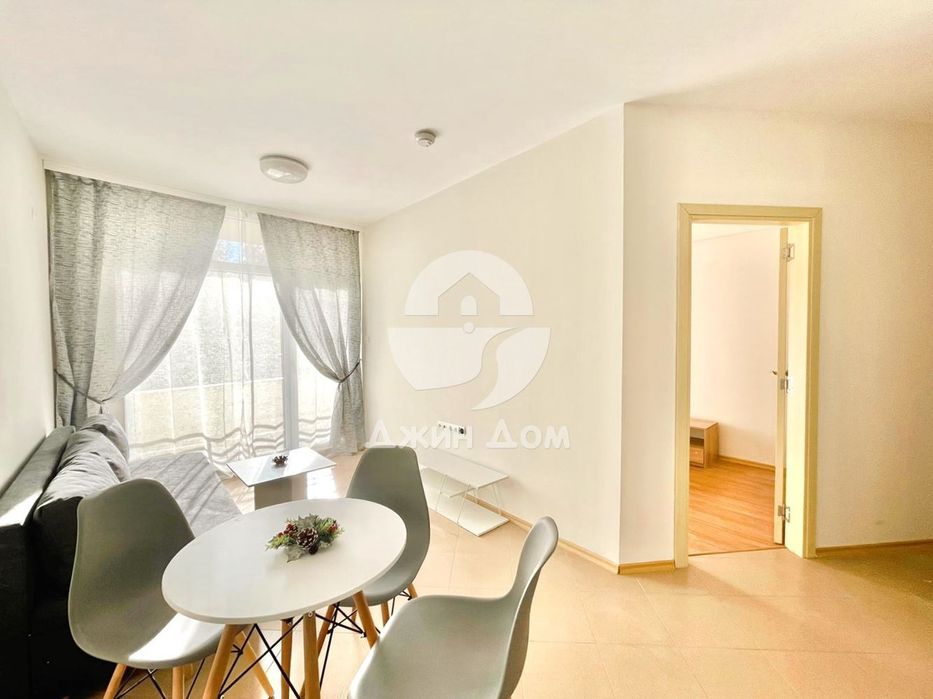 Продава се Двустаен апартамент в к.к. Слънчев бряг - 57 кв.м за 1106 €/кв.м - Снимка #2