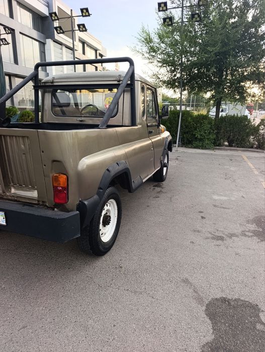 UAZ , Picap Maxsus Universal