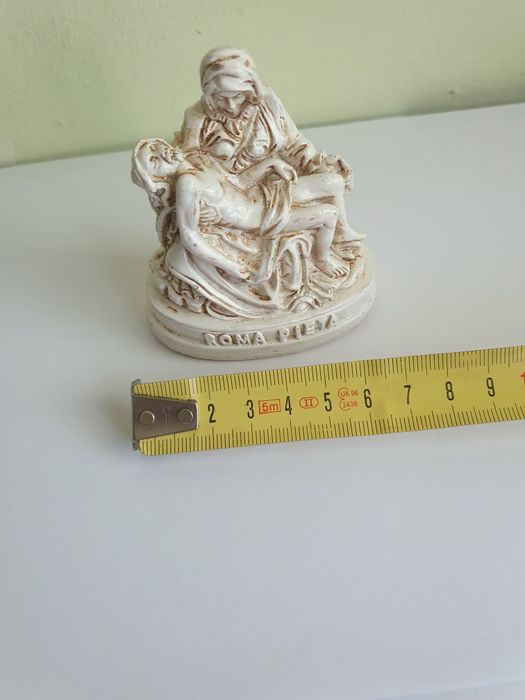 Miniatura italiana Pieta de Michelangelo ca noua