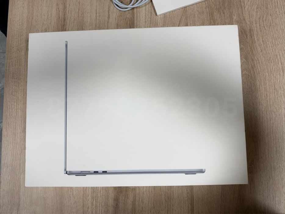 MacBook Air 15 inch