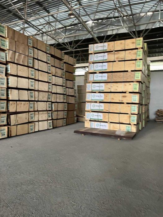 Finskaya fanera sotiladi Фанера Финская ламинированная 12-18-30мм