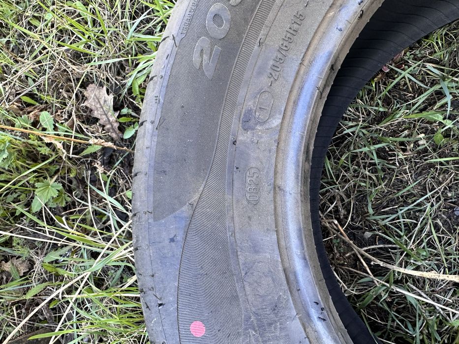 Шины 205/65/15 2шт