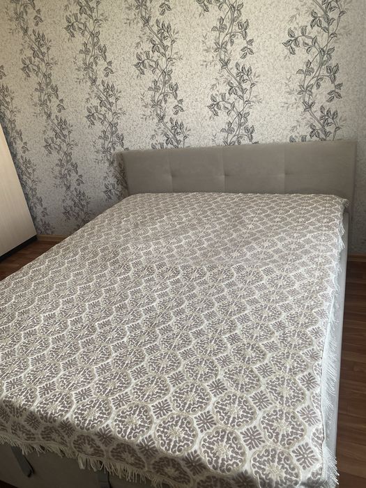 Продам двухспальнюю кровать