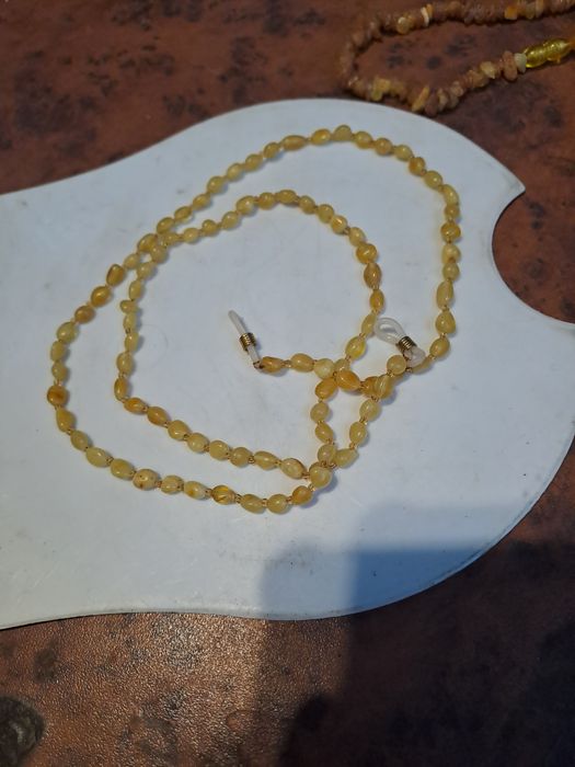 Бусы для очков из янтаря