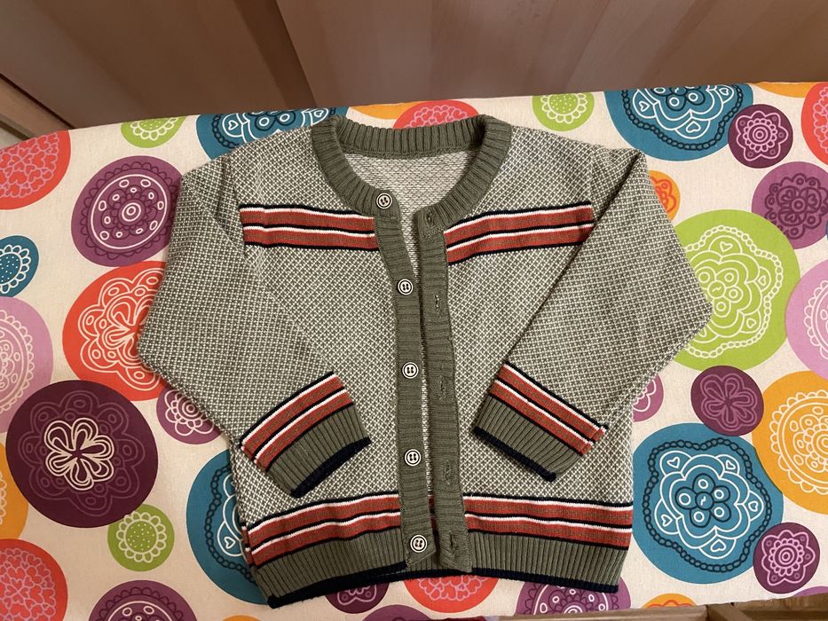 Lot 3 cardigane baietel 86