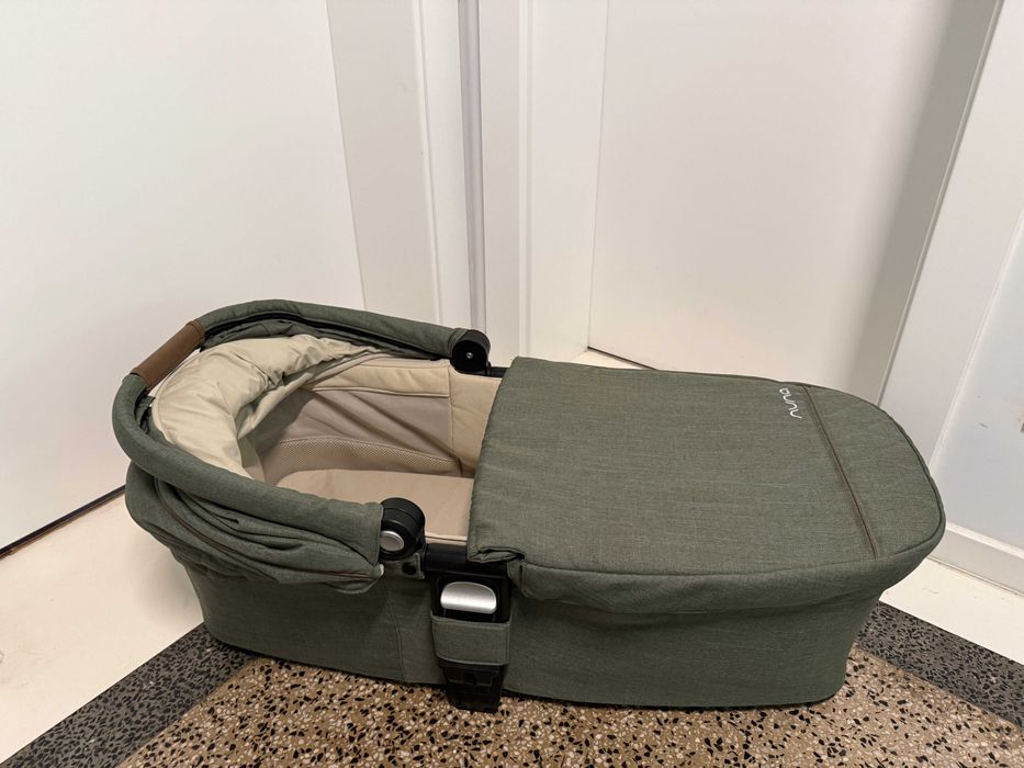 Nuna Mixx Next 3 в 1 детска количка / кошче / седалка за кола + екстри