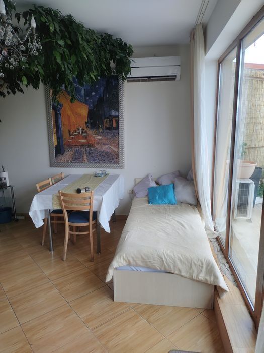 Апартамент  наем Септември-Май