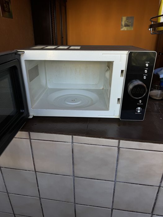 Микровълнова фурна Beko