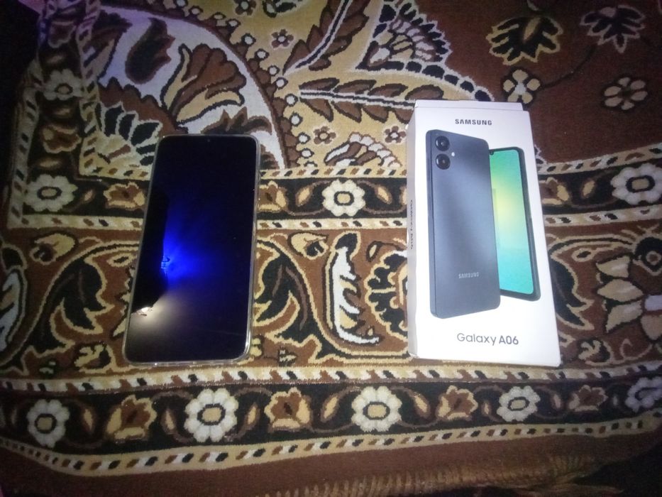 Cînd 2 tel samsung Galaxy A35 și ZTE A35