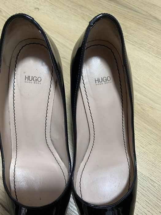 Pantofi Hugo boss marimea 35
