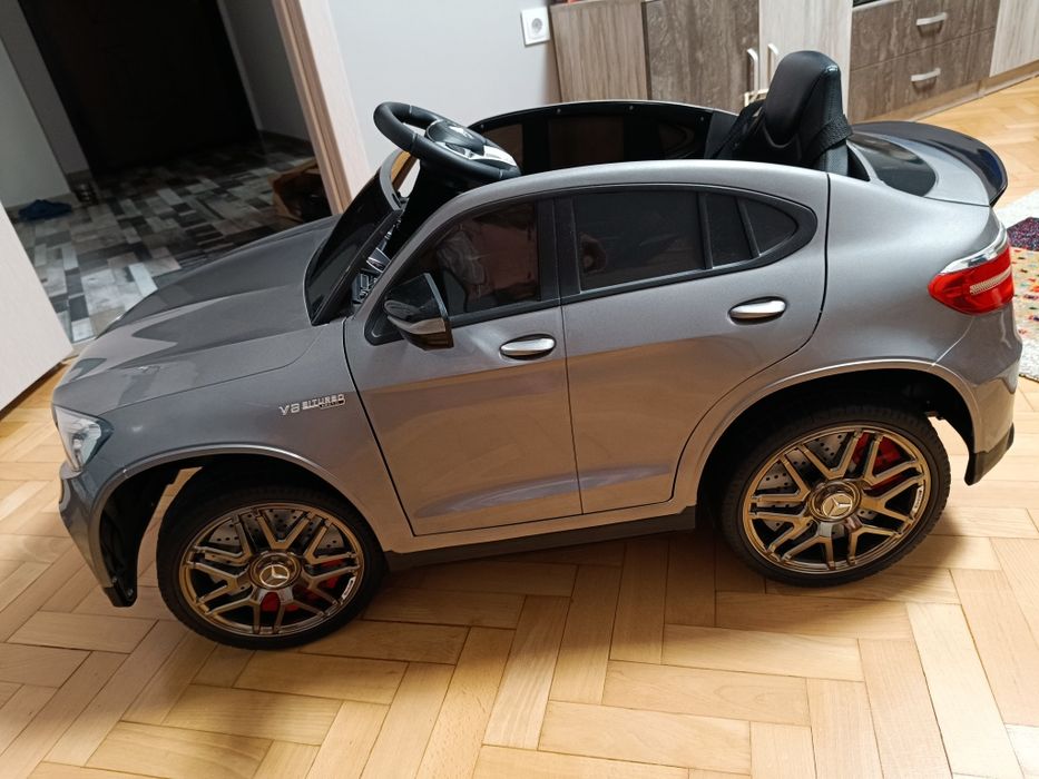 Акумулаторен джип Mercedes
