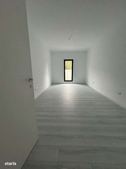 Apartament Cu 4 Camere/ Zona Gageni-Paulesti