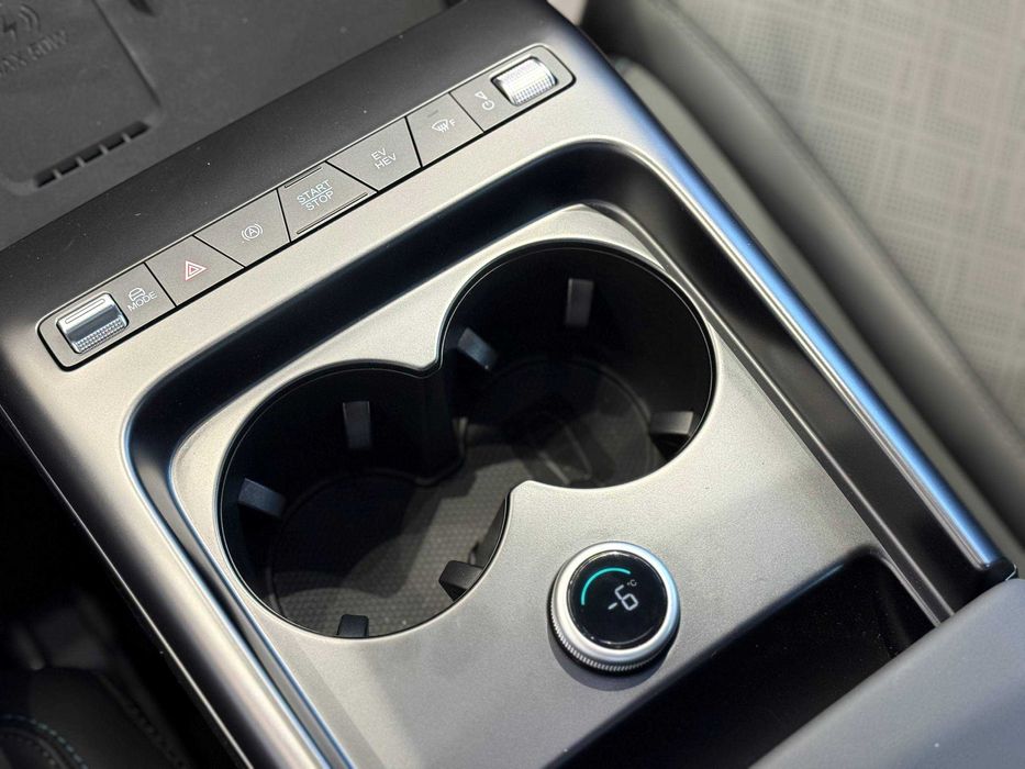 BYD SEAL 6 DM-i 120 km Flagship  2000 km sotuvda