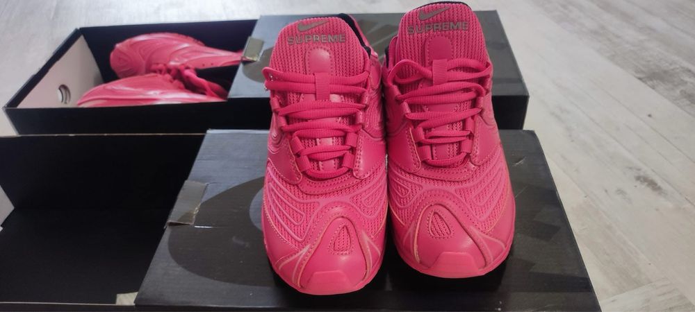 Nike Air Max 98 TL Supreme Pink