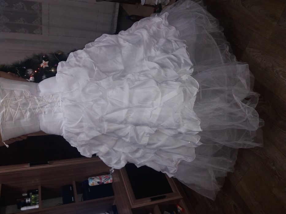 Свадебное платье