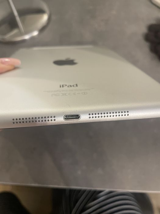 Apple Ipad mini 2 grey
