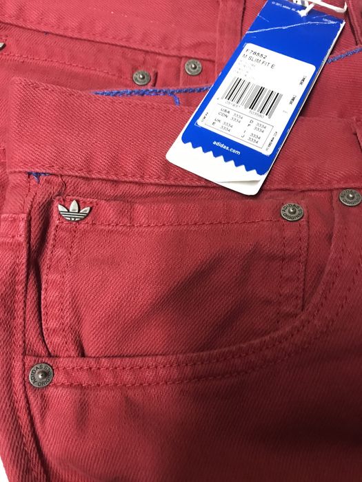 Продам джинсы адидас