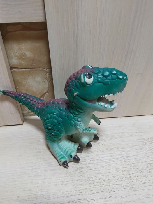 Игрушки детские продам