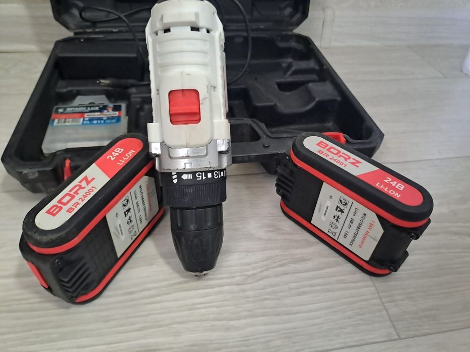 Продам шуруповёрт в  отличном состоянии.