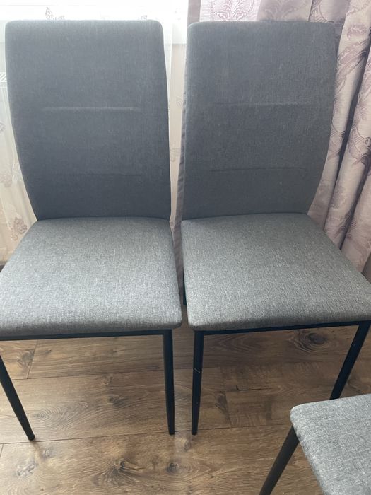 Masă extensibilă + 6 scaune