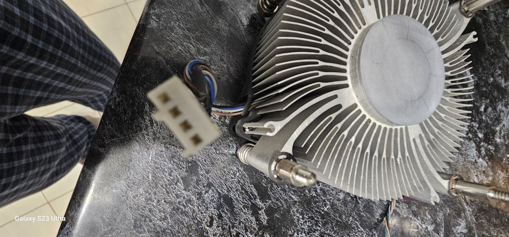 Части за компютър