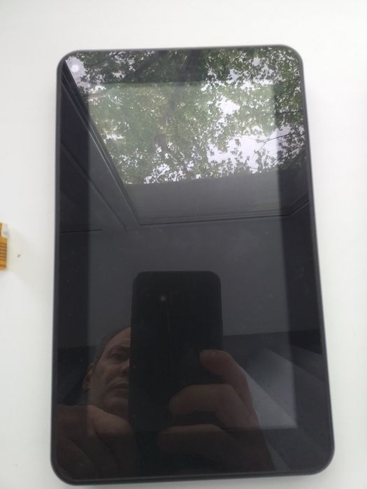 Продам Планшеты на запчасти