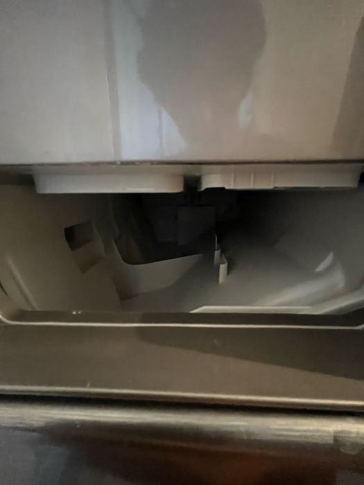 LG 8 кл  срочно продам