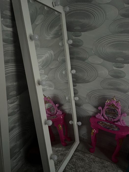 Продам зеркало 20000