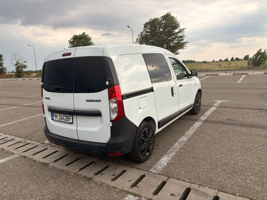 Vând Dacia Dokker