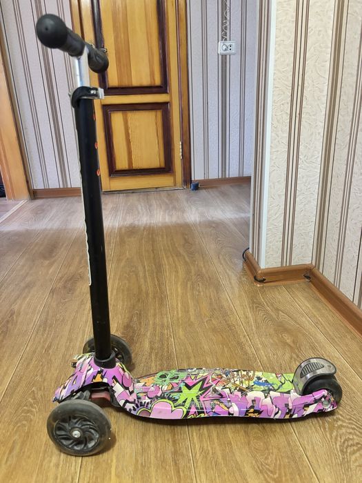 Продам самокат детский