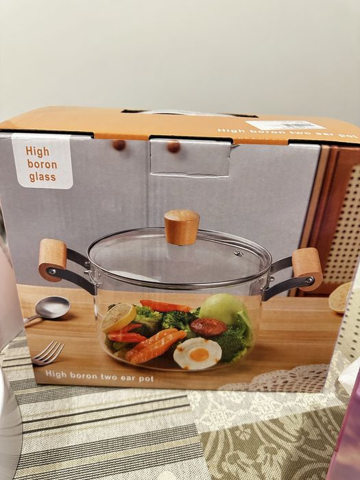 Стъклена тебджера за готвене