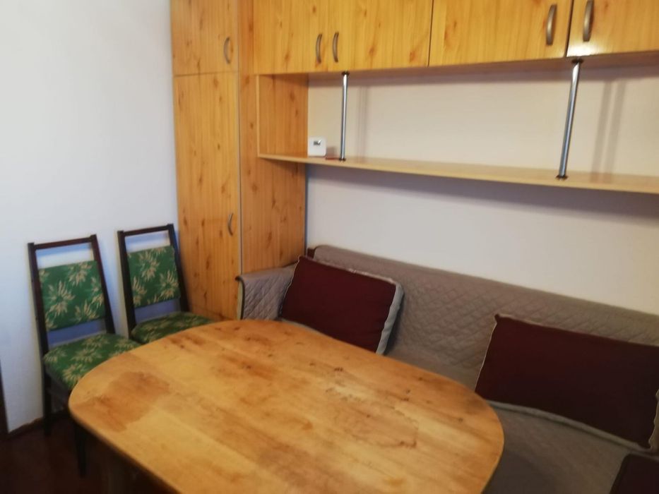 Apartament 3 camere de inchiriat