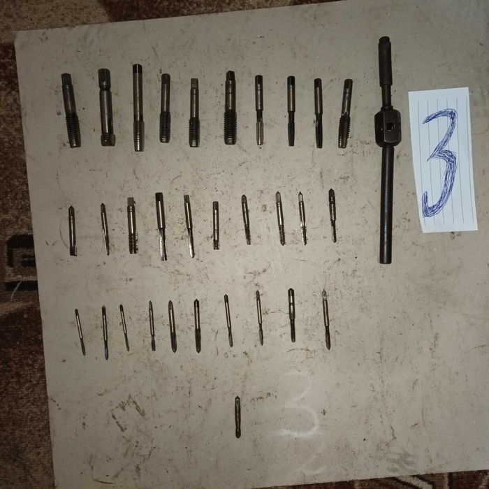 голям лот метчик  30 броя № 3