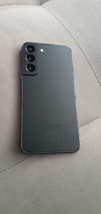 Samsung s22 за части или ремонт