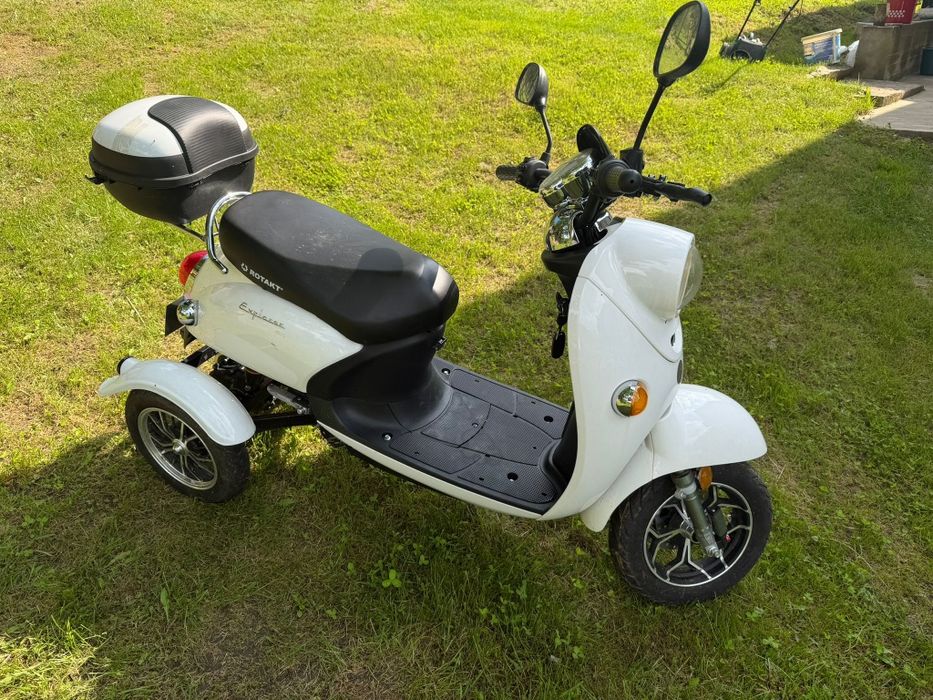 Triciclu electric