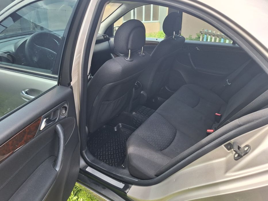 Mercedes Benz C200 1.8 Kompressor ГАЗ-БЕНЗИН