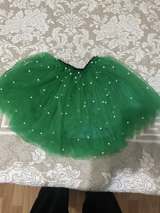 Продам юбку зелёного для девочек