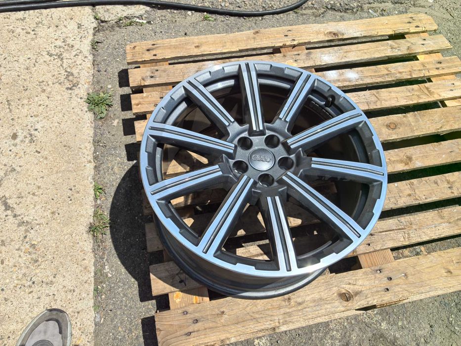 20 цола 5 х 112 мм АУДИ Кю 7 / Ес Кю 7 - 9 Инча ЕТ 33 - Само 1 брой