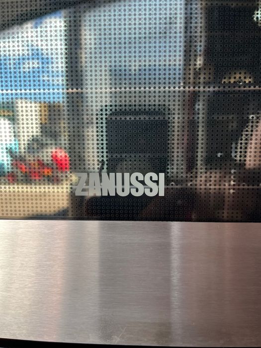 Готварска ел печка керамика плод ZANUSSI